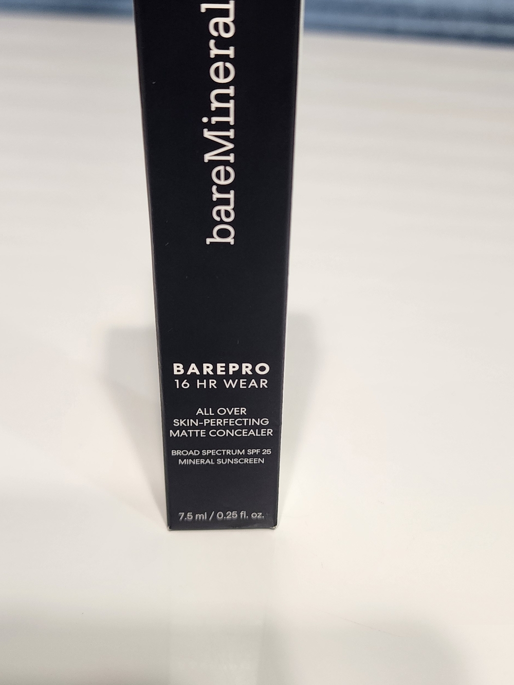 bareMinerals BAREPRO 16HR Wear Matte Concealer - Black Packaging